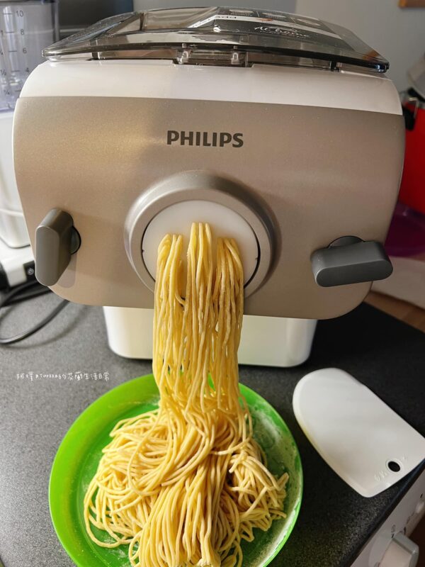 Philips pasta / noodle maker